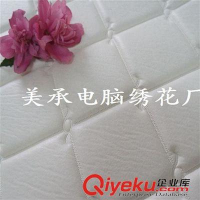 从精致工序到多元应用 解密白色电脑绣线皮革的生产与美感
